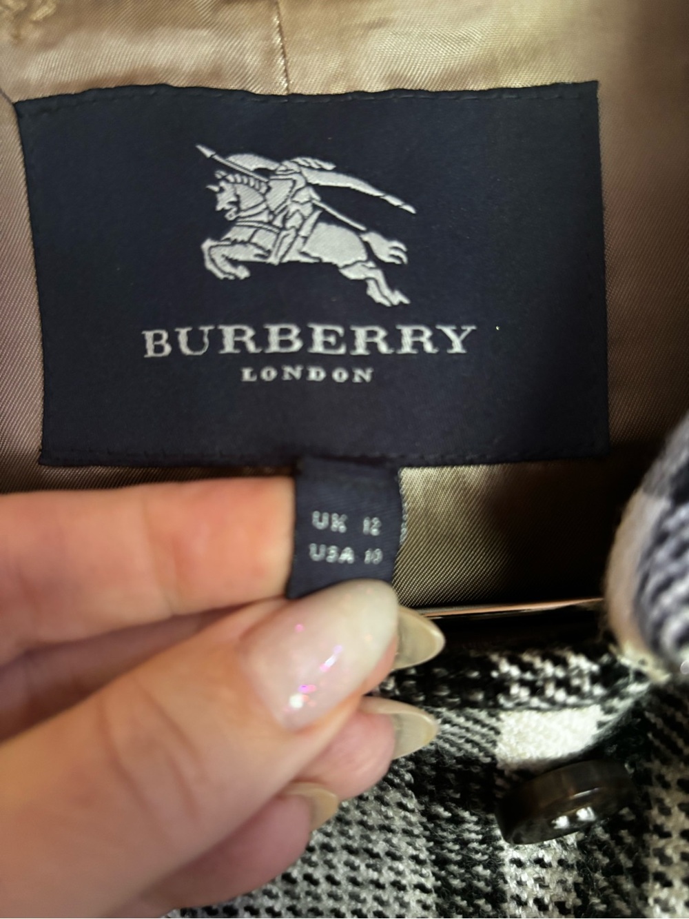 Burberry Black White Gray Plaid Trench Coat with Light Blue Accents - Picture 10 of 12